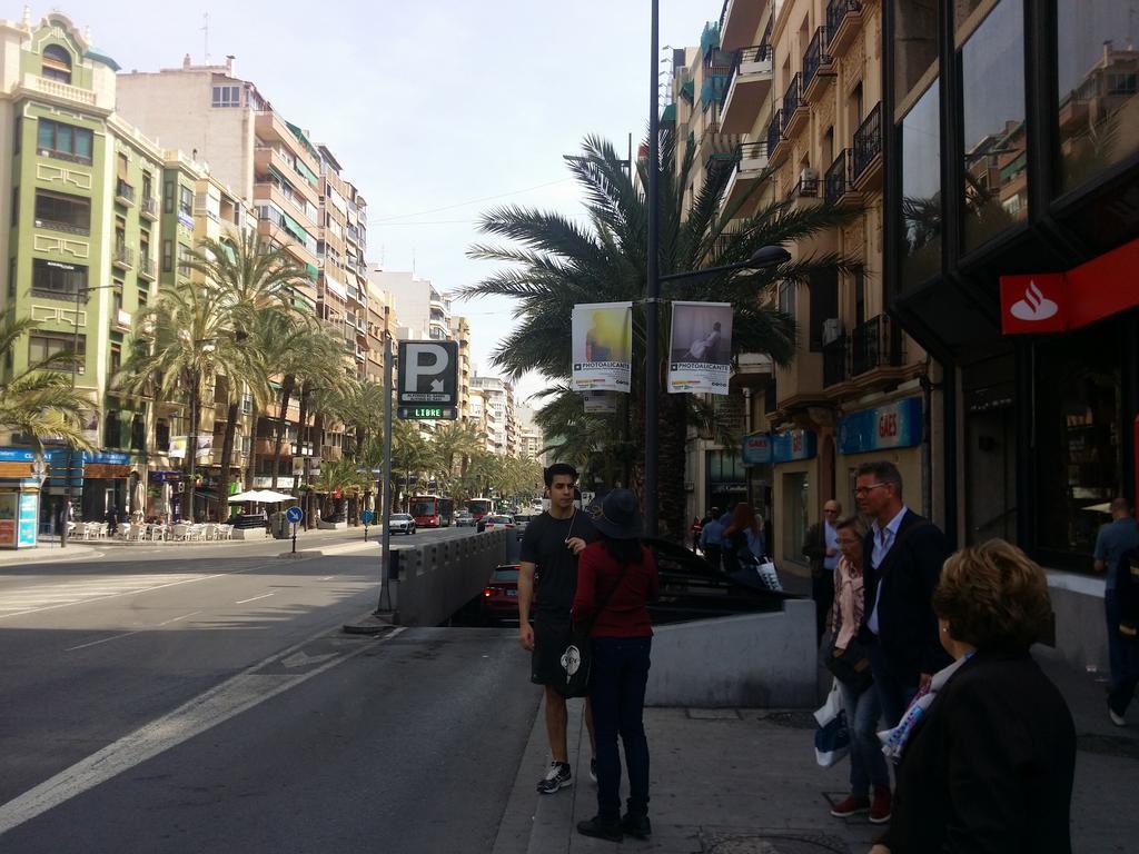 Suite International Alicante Eksteriør billede